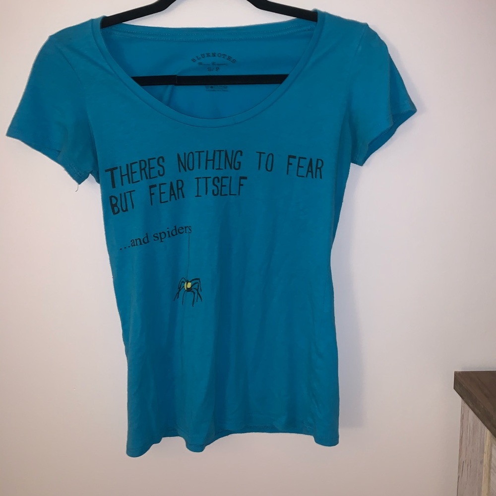 Tee shirt